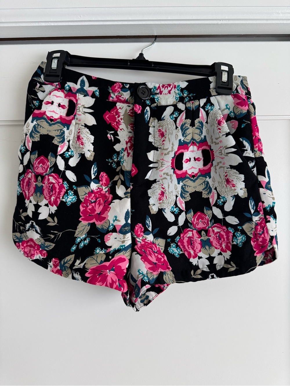 Forever 21 Black and Pink Floral Print Shorts, Size S